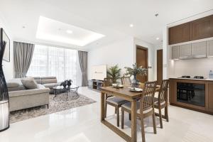 Beachfront 1BR with Private Beach Access