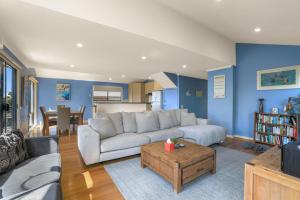 BLUE SKYES - family home with balcony and views.