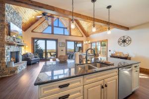 Peregrines Perch at Eagles Nest