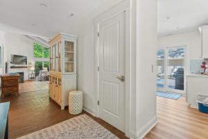 Barefoot Bungalow