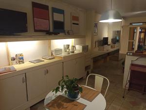 Colonia Suite Apartments