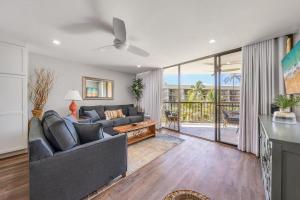 Maui Sunset A404 · MSN A404 OceanFront Remodeled Condo