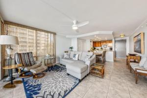 Valley Isle 304 · VI 304 Beautifully Decorated OceanFront Condo
