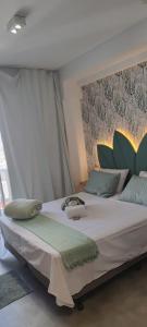 EL1907 Apt lindo ao lado do metro luz com piscina