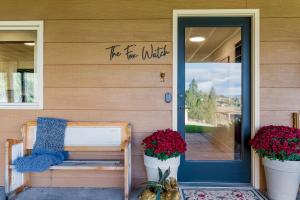 The Fox Watch A Luxury Retreat