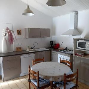 Centre Luberon, cabanon Hématite