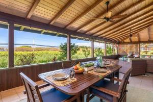 International Colony Club 41 · ICC 41 Remodeled 3BD Cottage w He