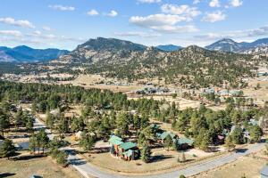 Mountain Shadows Resort