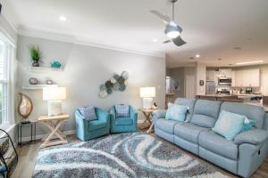 Legacy Villa 2602 - 3 bedroom 2 bath with garage in beachside neighborhood