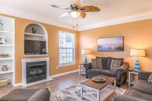 Legacy Villa 1702 - 2 bedroom 2 bath with garage in beachside neighborhood