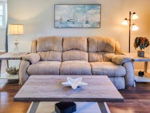 Legacy Villa 1103 - 1 bedroom 1 bath with garage in beachside neighborhood