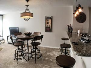 Brooks Tower Downtown Denver Furnished Apartment