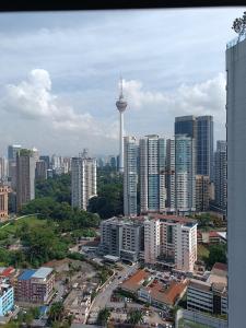 Robertson Suites Bukit Bintang with Netflix