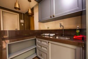 Apto climatizado na Praia de Iracema, 3 min da praia