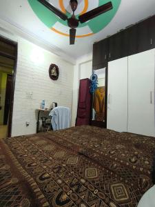 FeelFree Homestay Newashoknagar Mayurvihar phase 1 Delhi