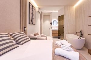 Magnificent Renovated Terrace Duplex 2hab 2bathroom City Centre