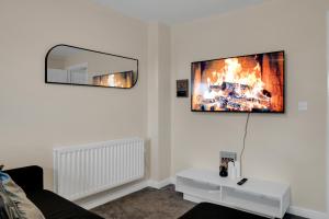 Luxury 2-Bedroom Home 10 Minutes from Birmingham City Centre