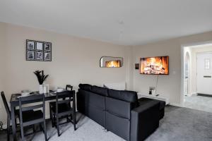 Luxury 2-Bedroom Home 10 Minutes from Birmingham City Centre