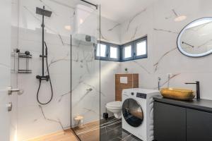 Villa Dalmatia, new modern villa with swimming pool near Zadar