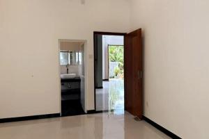 Brand-New Modern 2-Bedroom Haven in Weligama