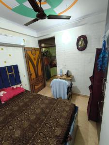 FeelFree Homestay Newashoknagar Mayurvihar phase 1 Delhi