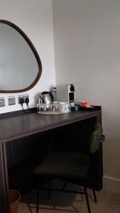 Hidden Acres- Deluxe Double Room