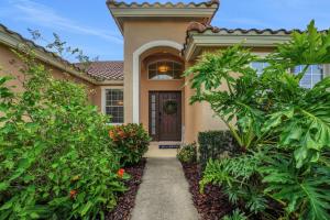 Family Escape - Pool Games & Dog-Friendly
