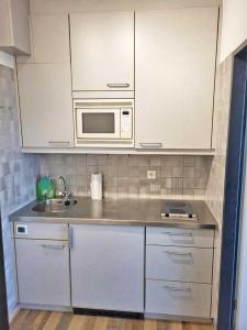 Strandzeit mit Binnenseeblick