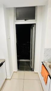 Minimalist stay Midas Seri Alam High floor