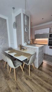 Moderní apartmán v blízkosti centra,Wifi,Netflix