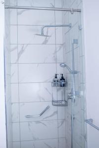 Riverbank apartment at Two Rivers