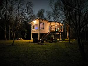 Hermosa casa en el río - Delta Tigre