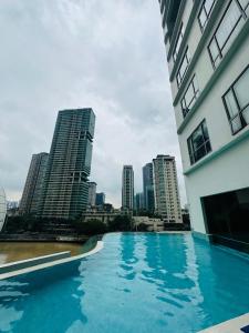 RBR Lux at Novotel Manila Hotel Residences Acqua