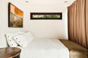 LUXX Lodge Glamping and RV Park