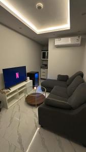 A classy apartment with a modern design and a distinctive location