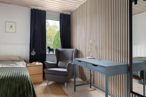 Charming Family Villa Near the City