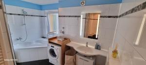 80qm-3 Rooms-Free Parking-Fast Wifi- Casa Bella