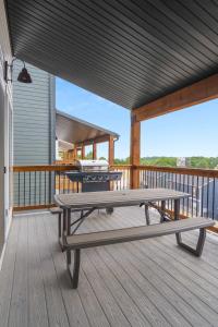Hilltop Haven at Table Rock - Lake Views & Nearby Bransons Best Attractions