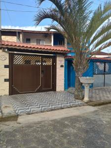 Brisamar Mongagua Sobrado com Ar Condicionado a 50mts do Mar