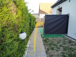 Studio chaleureux sans-visà-vis