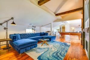 Luxe 5,000 Sq Ft Retreat: 5 Mi to Stratton Resort