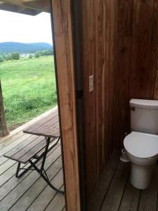 Gorgeous Finger Lakes Accommodation near Ithaca for Glamping in New York