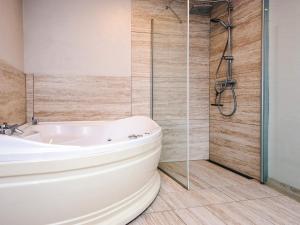 14 person holiday home in Rømø-By Traum