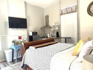 G3 central location museums FREE PARKING