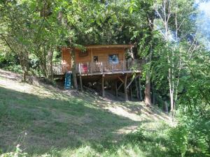 B&B / Chambres d'hotes La Cabane aux Sapins : photos des chambres