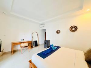 spacious bedroom close to Canggu beach