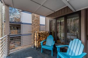 Chateaux DuMont 2723