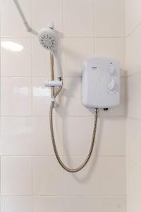 Budget Friendly Stay - HS2 - New St - Private Parking