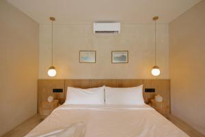 Calista Studios EMPAT Design-Forward 1BR Loft in Uluwatu Jungle 10 minutes from beaches