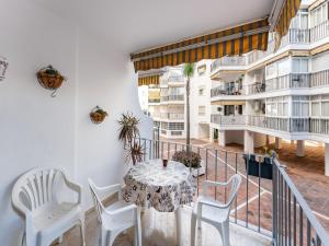 Beachfront apartment in Marbella
